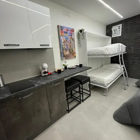 بيت للعطل Casa Spaccanapoli نابولي